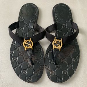 Gucci Size 9.5 Black Thong Sandal with Double G